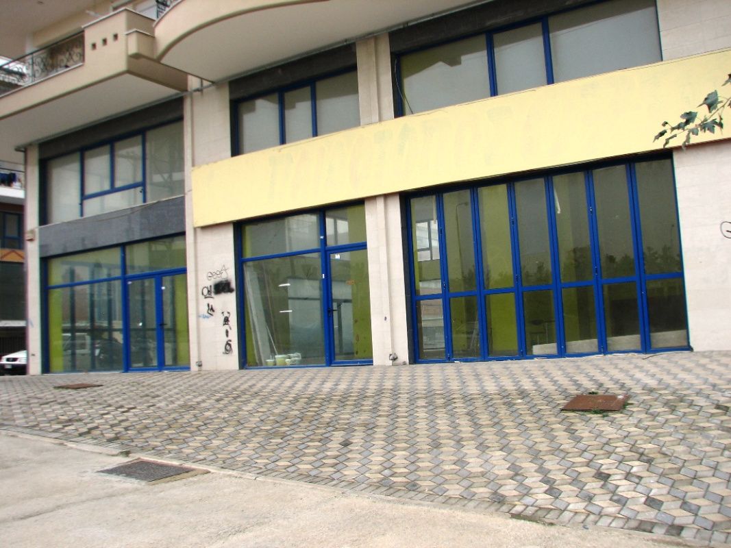 Commercial property in Thessaloniki, Greece, 460 sq.m - picture 1