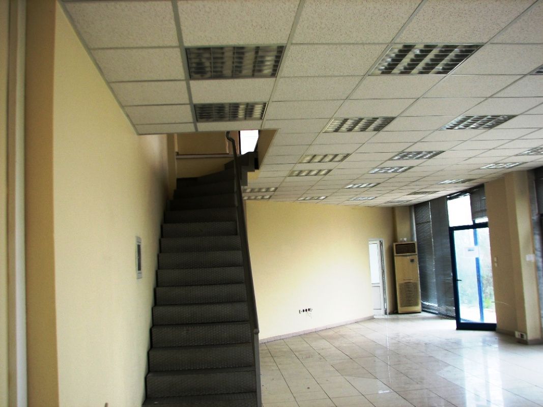 Commercial property in Thessaloniki, Greece, 210 sq.m - picture 1