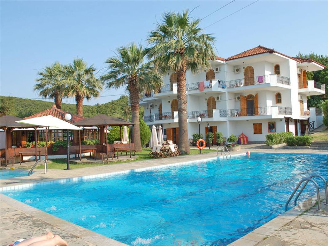 Hotel en Pieria, Grecia, 455 m2 - imagen 1