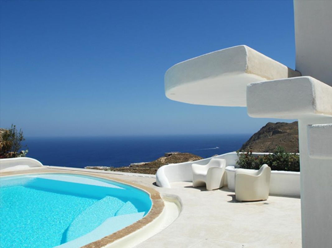 House on Kythnos, Greece, 470 sq.m - picture 1