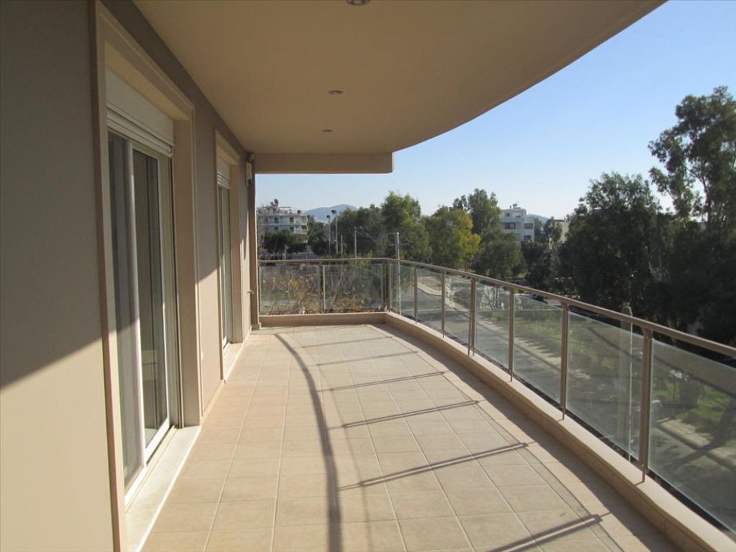 Townhouse in Athens, Greece, 190 m² - picture 1