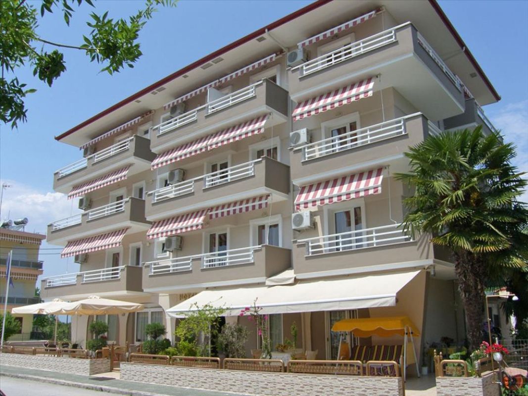 Hotel en Pieria, Grecia, 850 m2 - imagen 1