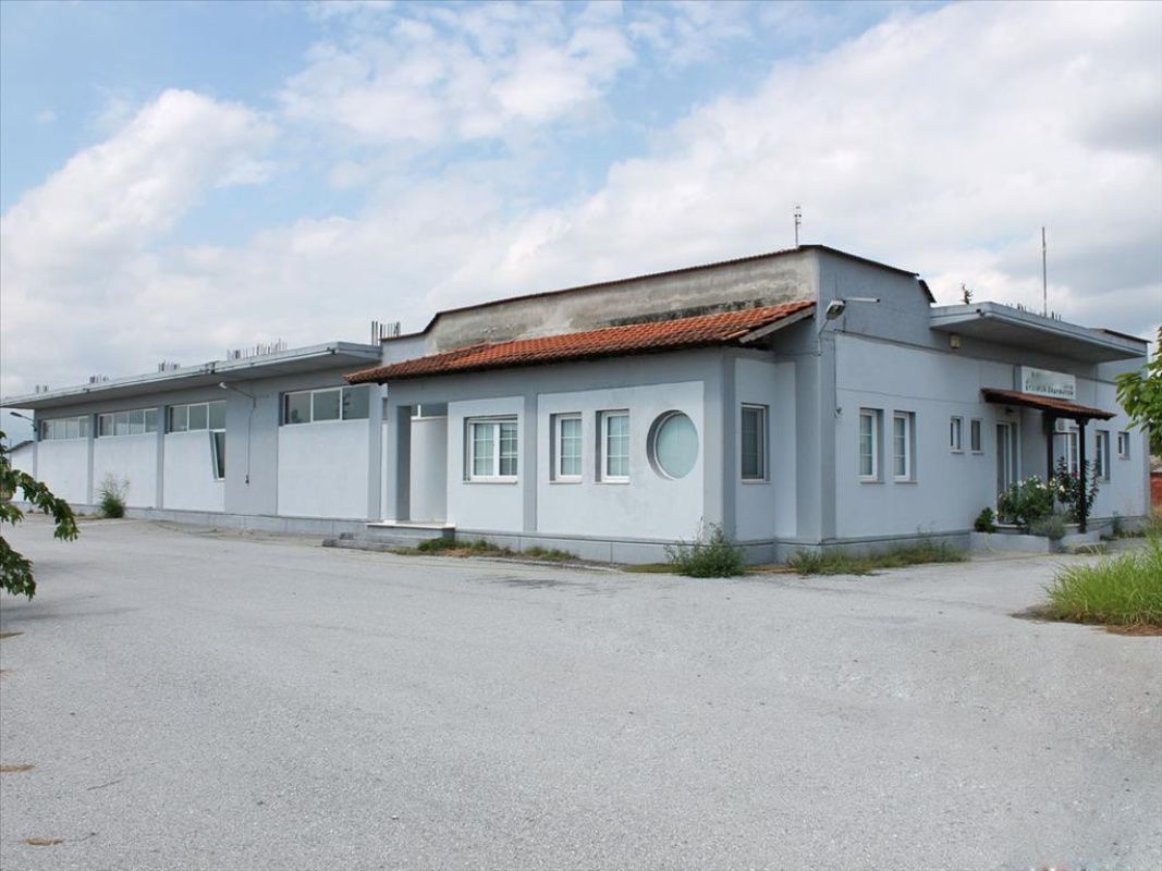 Gewerbeimmobilien in Pieria, Griechenland, 720 m2 - Foto 1
