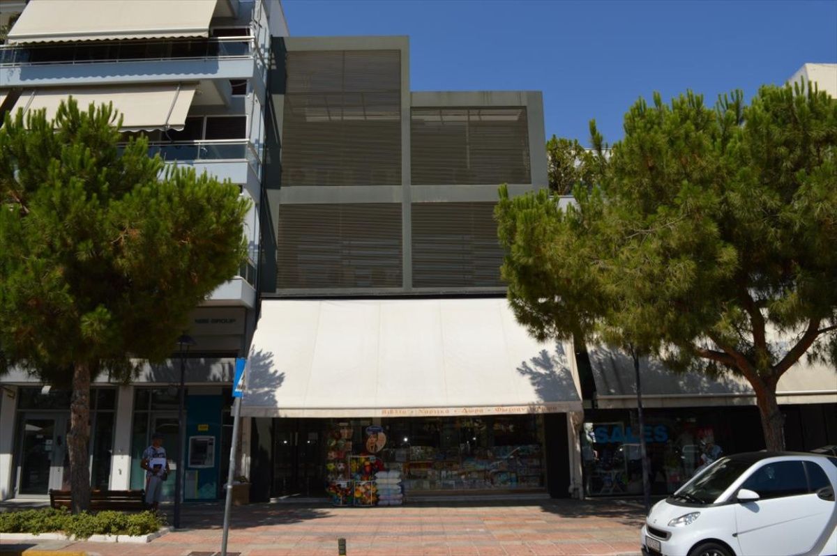 Commercial property in Athens, Greece, 775 sq.m - picture 1