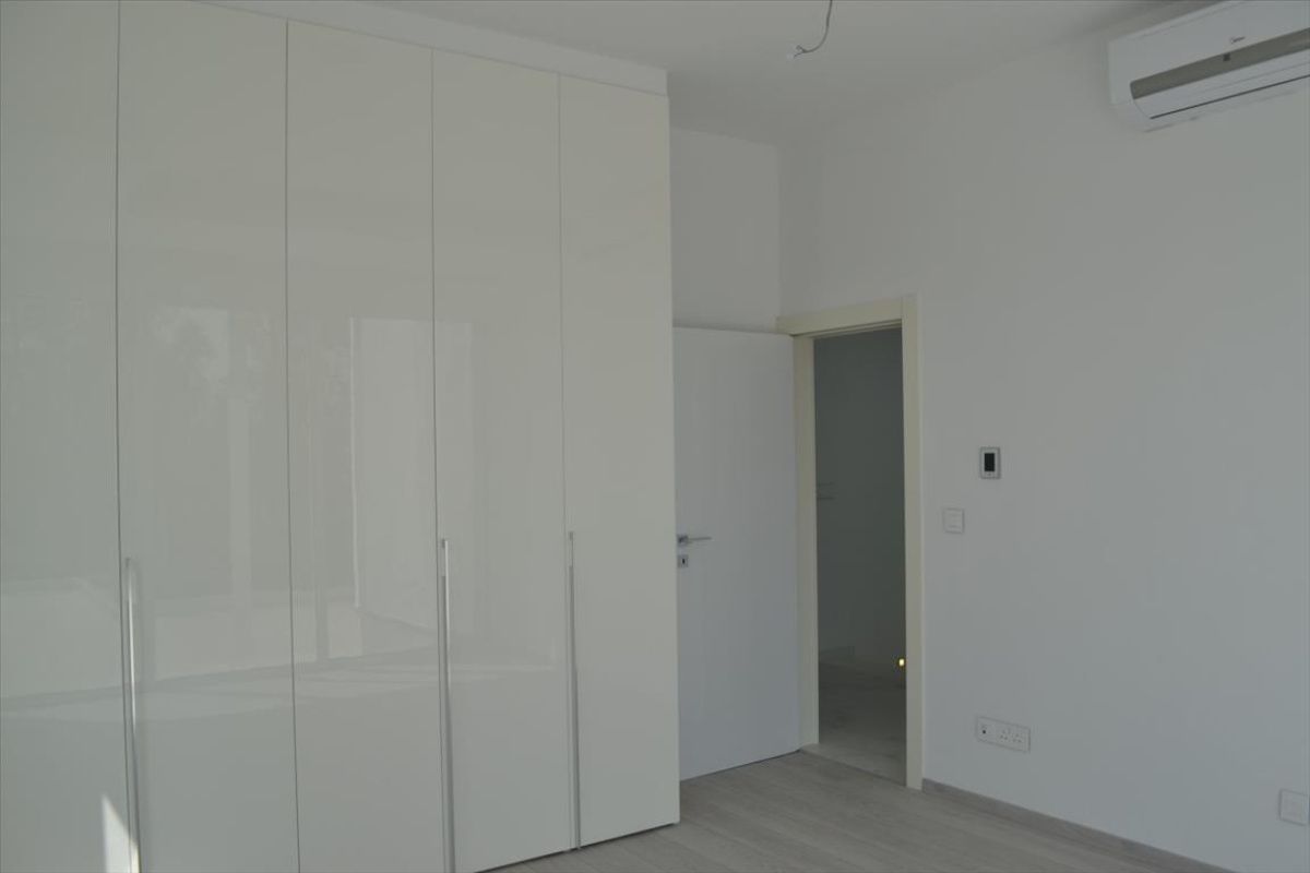 House in Larnaca, Cyprus, 244 sq.m - picture 1