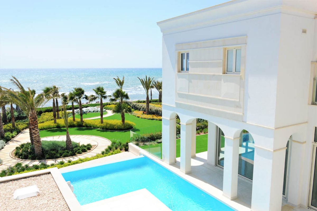 Maison à Larnaca, Chypre, 675 m2 - image 1