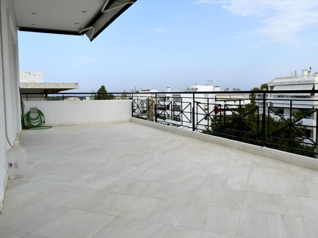 Commercial property in Athens, Greece, 650 m² - picture 1