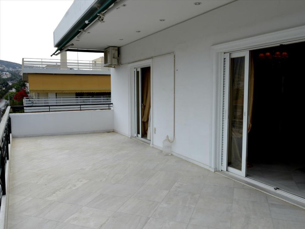 Flat in Athens, Greece, 280 sq.m - picture 1