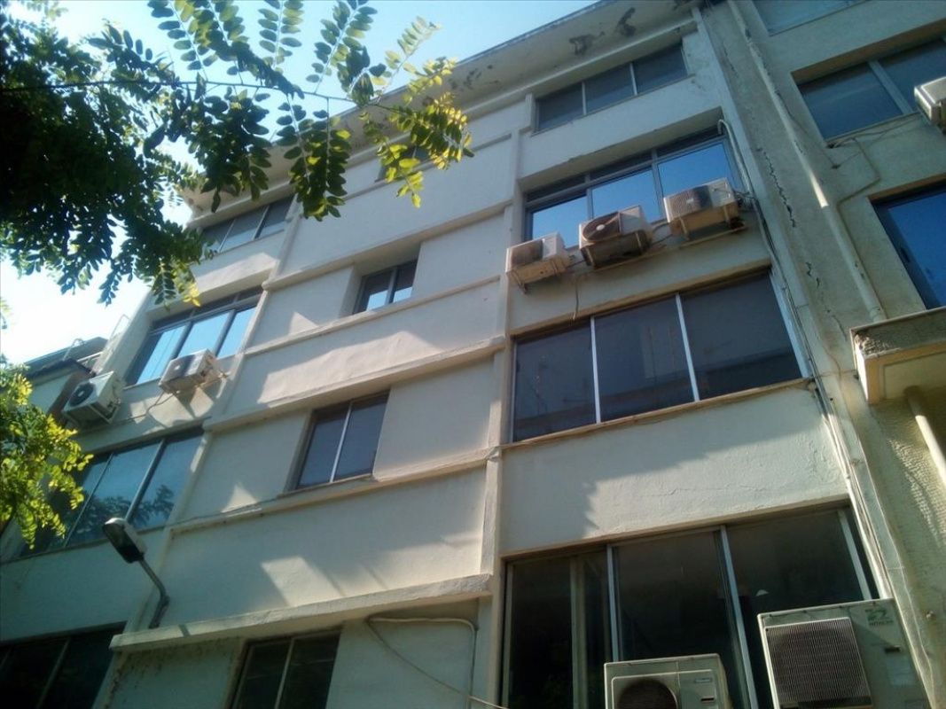 Commercial property in Thessaloniki, Greece, 1 000 sq.m - picture 1