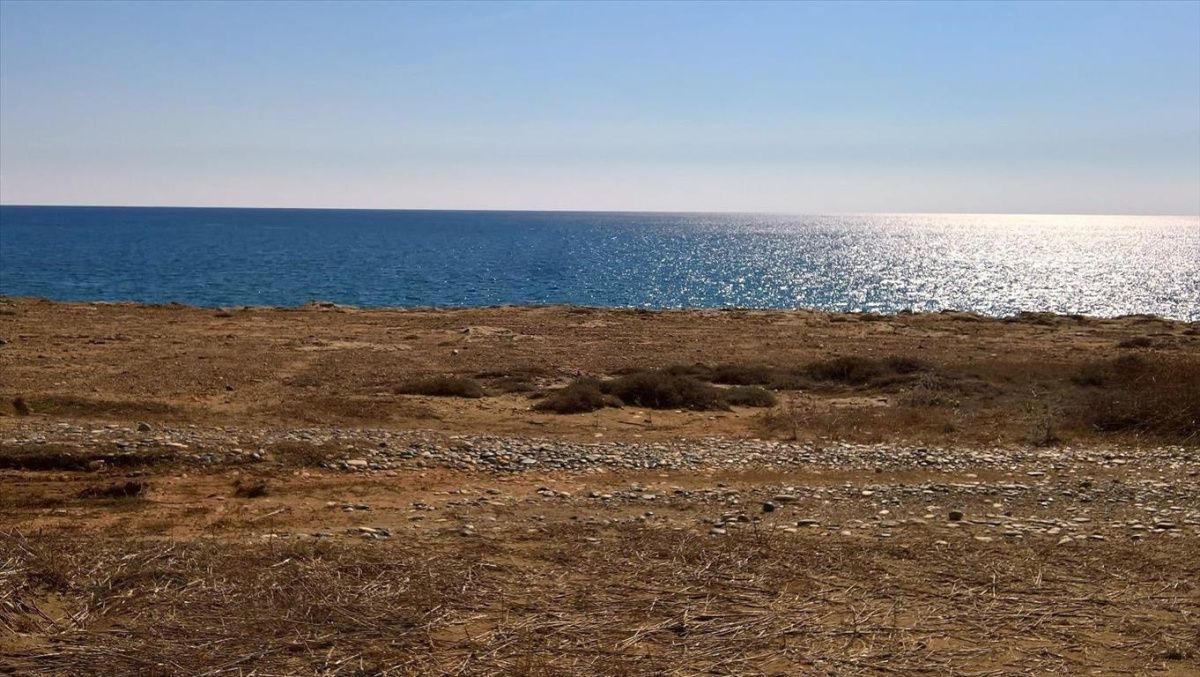 Terreno en Lárnaca, Chipre, 8 696 ares - imagen 1