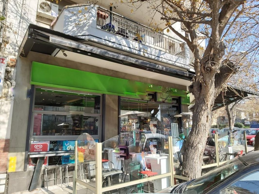 Commercial property in Thessaloniki, Greece, 82 sq.m - picture 1
