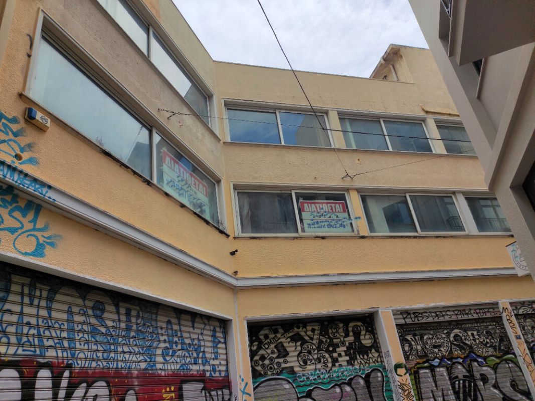Commercial property in Athens, Greece, 1 600 sq.m - picture 1