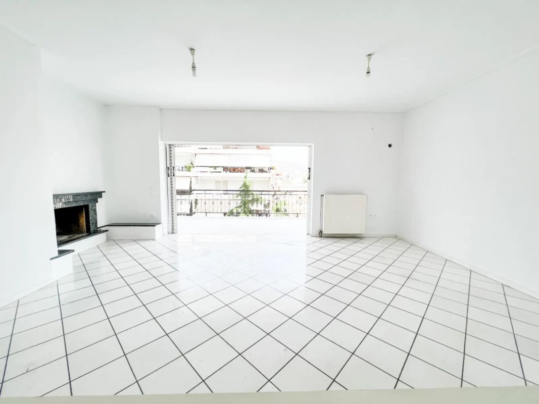 Flat in Athens, Greece, 88 sq.m - picture 1