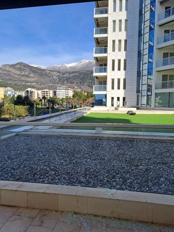 Flat in Budva, Montenegro, 89 sq.m - picture 1