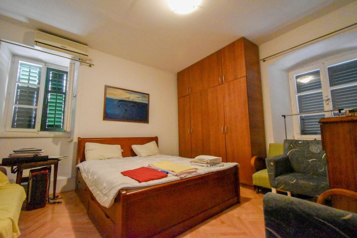 Wohnung in Kotor, Montenegro, 114 m2 - Foto 1