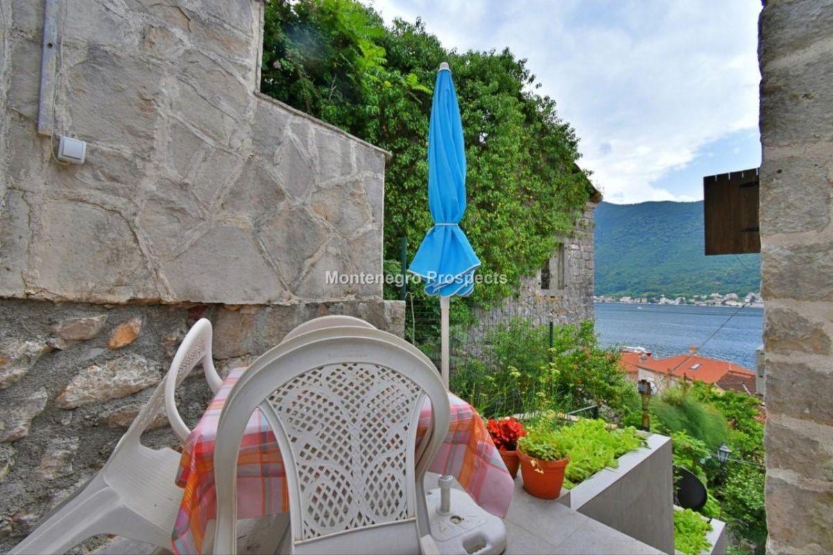 Haus in Perast, Montenegro, 124 m2 - Foto 1