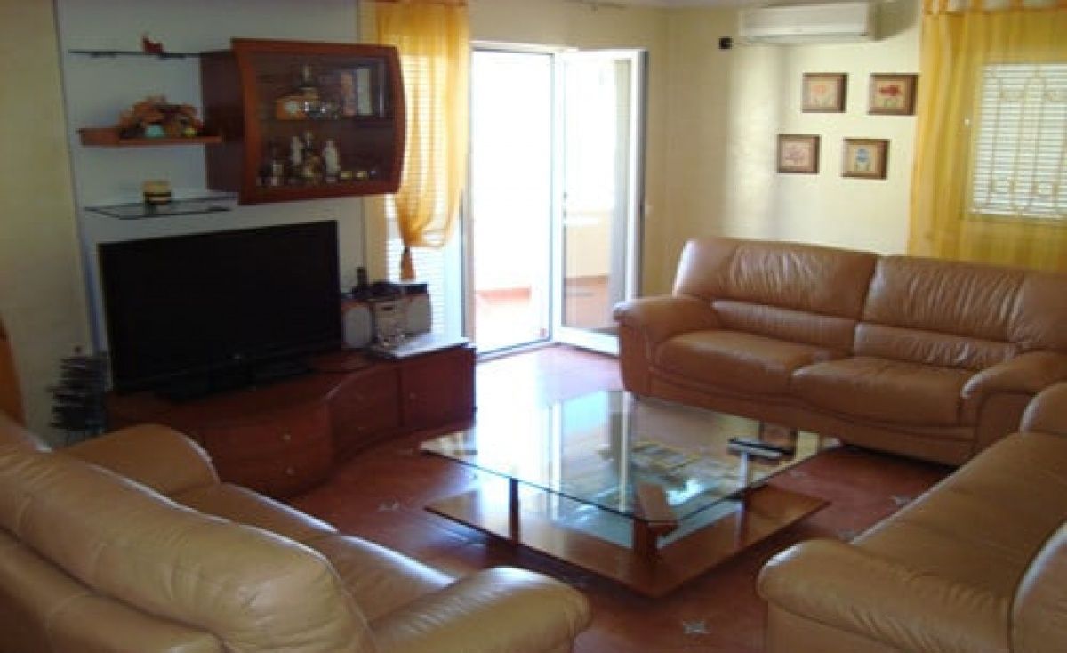 Wohnung in Kotor, Montenegro, 140 m2 - Foto 1