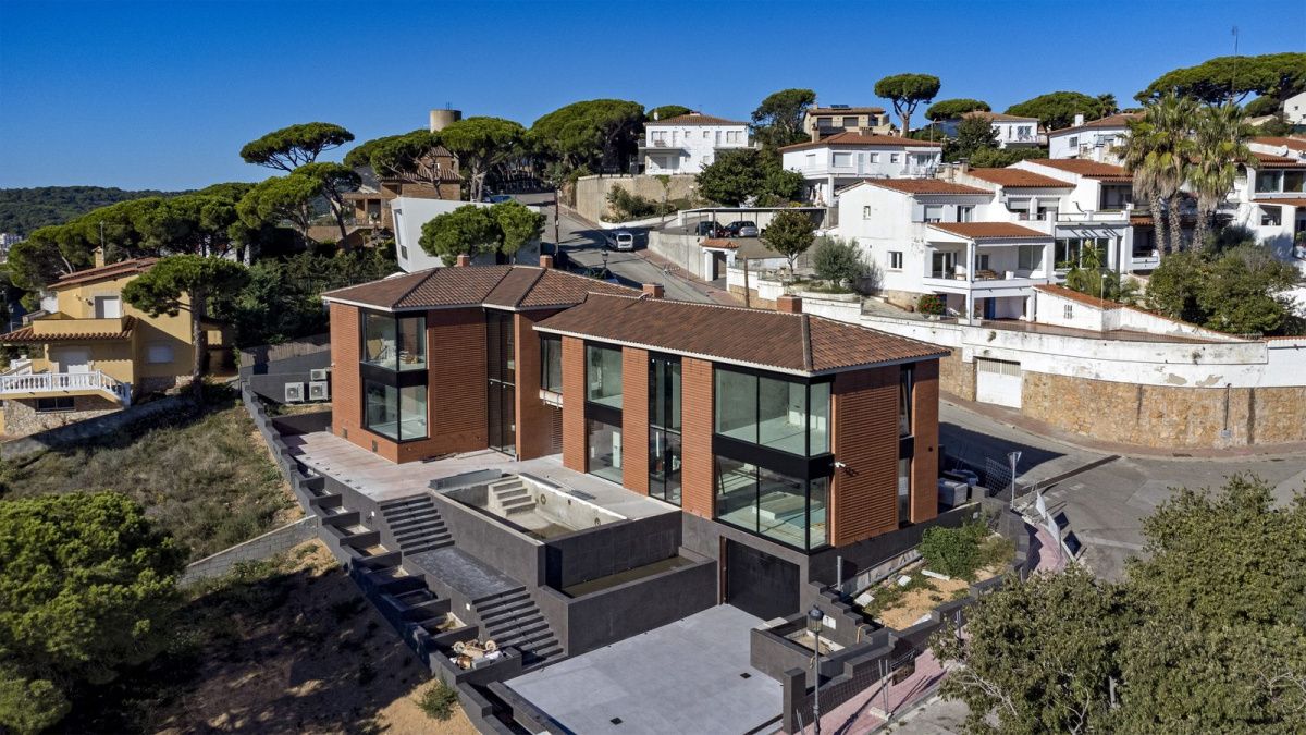 House on Costa Brava, Spain, 642 sq.m - picture 1