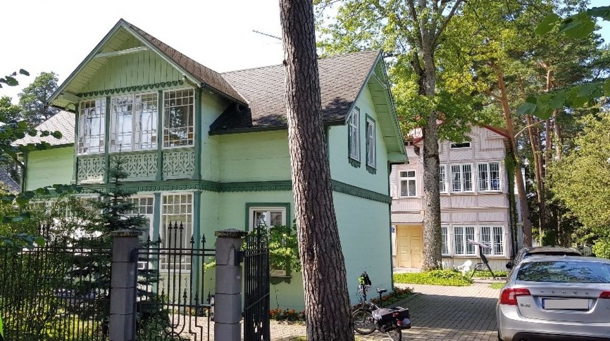 House in Dzintari, Latvia, 180 sq.m - picture 1