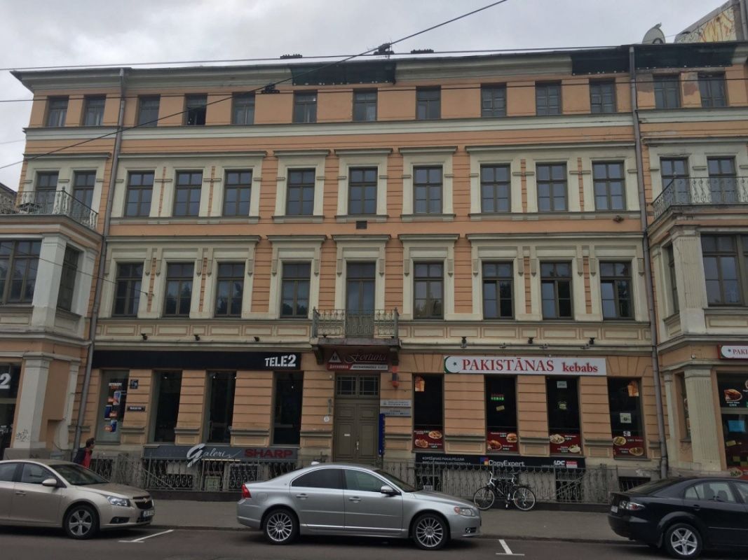 Commercial property in Riga, Latvia, 151 sq.m - picture 1