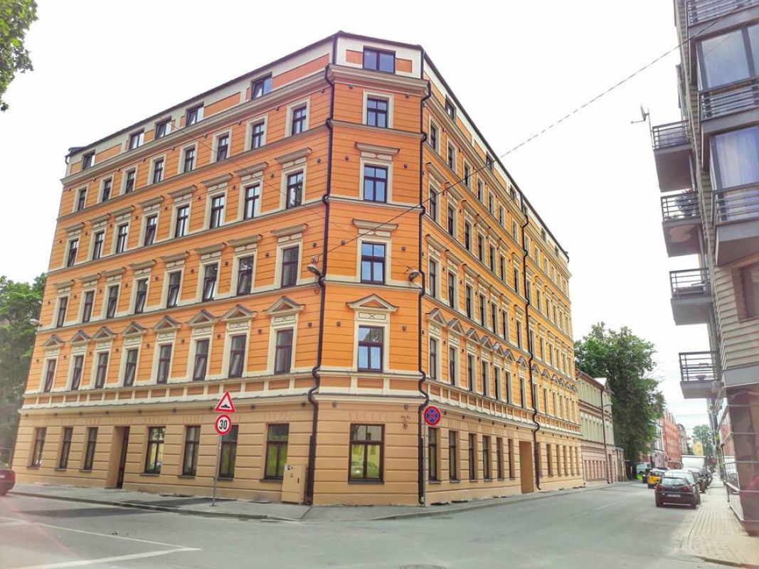 Mietshaus in Riga, Lettland, 2 035 m2 - Foto 1