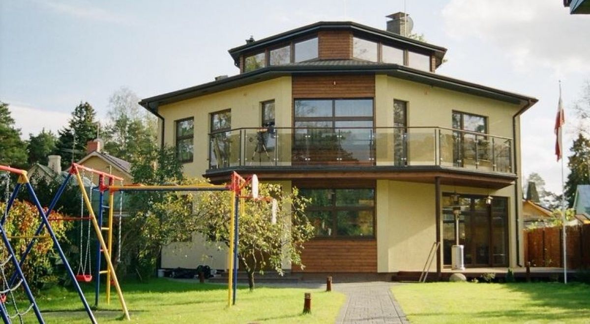 House in Dzintari, Latvia, 420 sq.m - picture 1