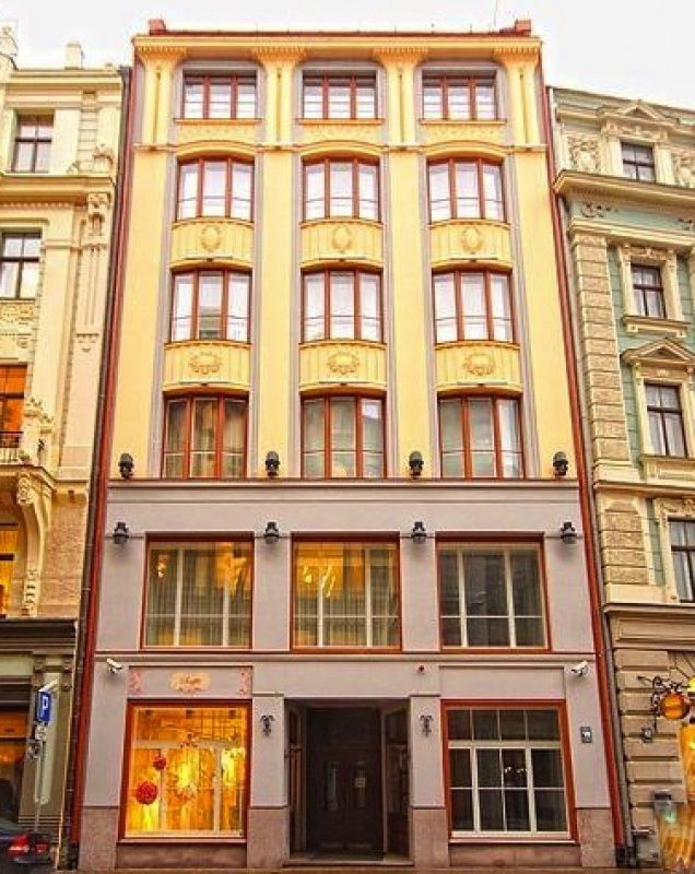 Commercial property in Riga, Latvia, 121 sq.m - picture 1