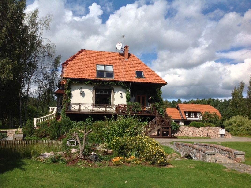 House in Riga District, Latvia, 1 000 sq.m - picture 1