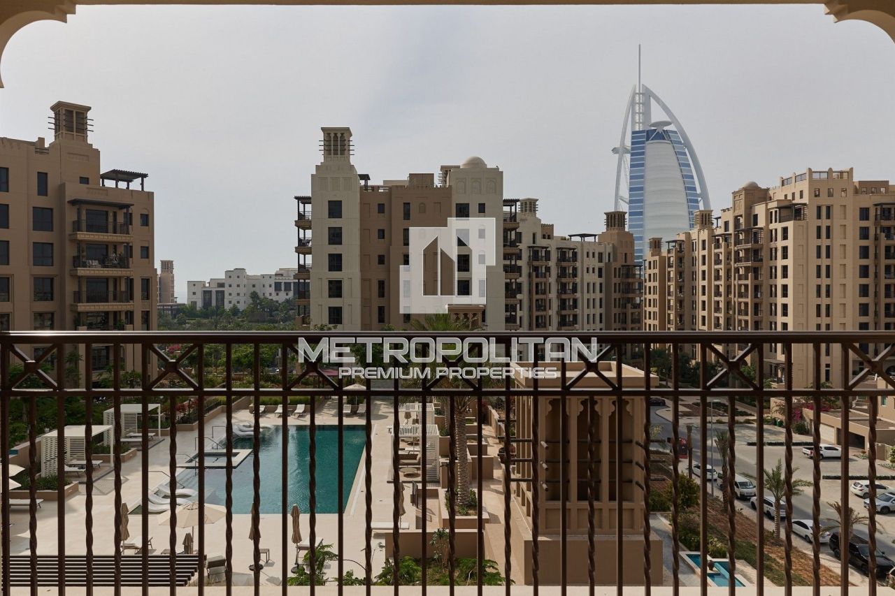 Penthouse in Dubai, UAE, 273 sq.m - picture 1