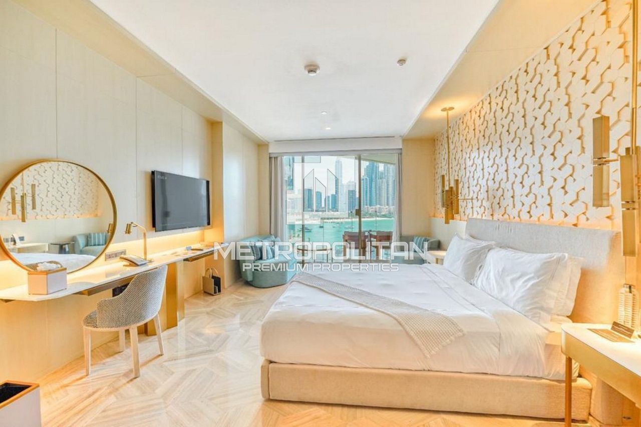 Apartment in Dubai, UAE, 52 sq.m - picture 1