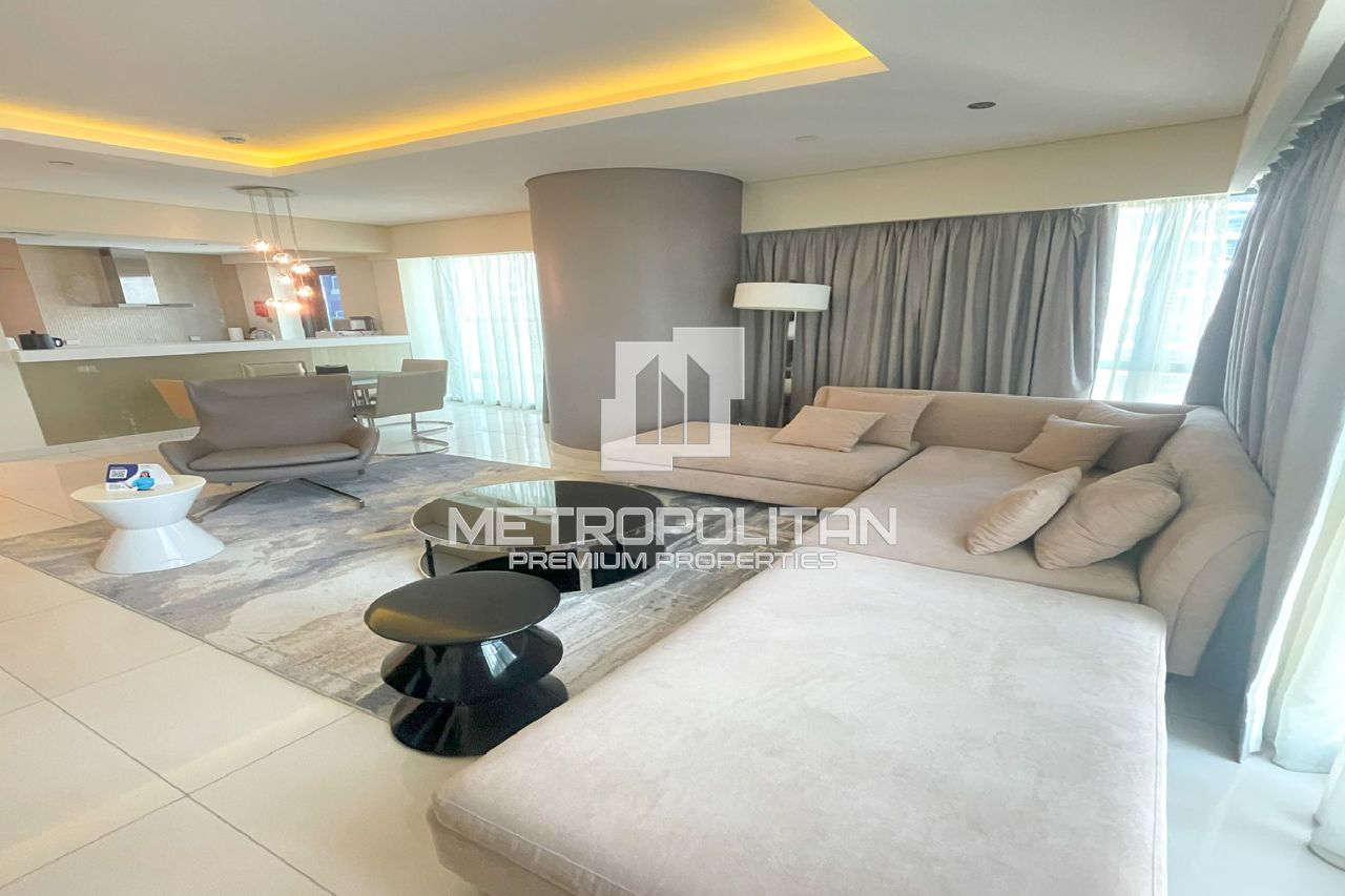 Apartamento en Dubái, EAU, 141 m2 - imagen 1