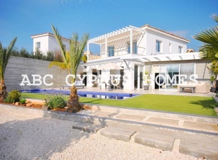Villa in Paphos, Cyprus, 207 sq.m - picture 1