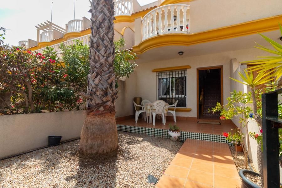 Townhouse in Cabo Roig, Spain, 75 sq.m - picture 1