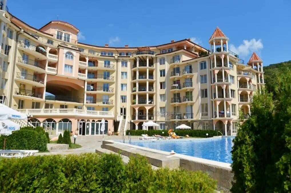 Apartment in Sveti Vlas, Bulgaria, 87 sq.m - picture 1