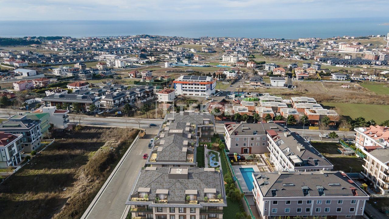 Apartment in Beylikduzu, Turkey, 103 sq.m - picture 1