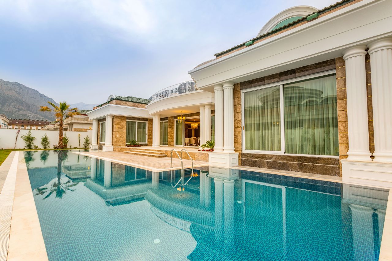 Villa en Kemer, Turquia, 850 m2 - imagen 1