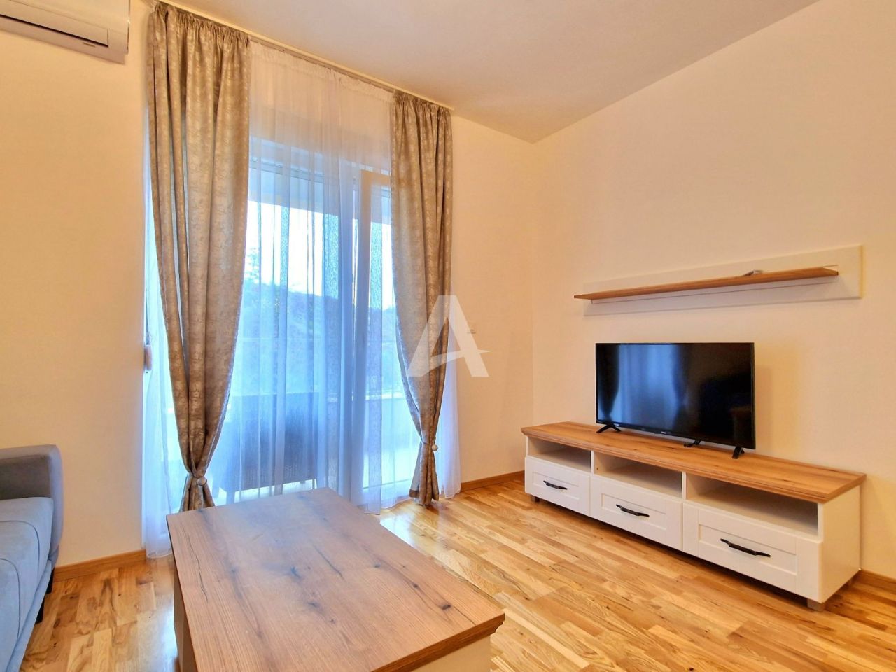 Apartment in Becici, Montenegro, 43 sq.m - picture 1