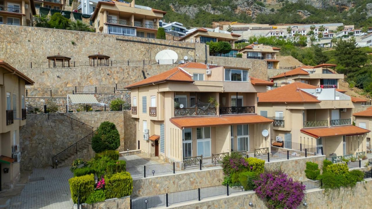 Villa in Alanya, Turkey, 95 sq.m - picture 1