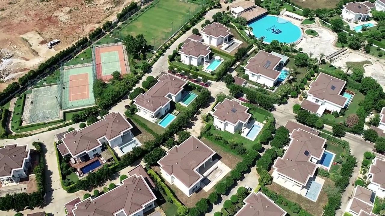 Villa à Antalya, Turquie, 340 m2 - image 1