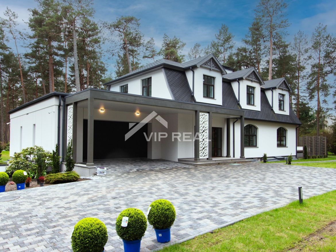 House in Jurmala, Latvia, 700 sq.m - picture 1