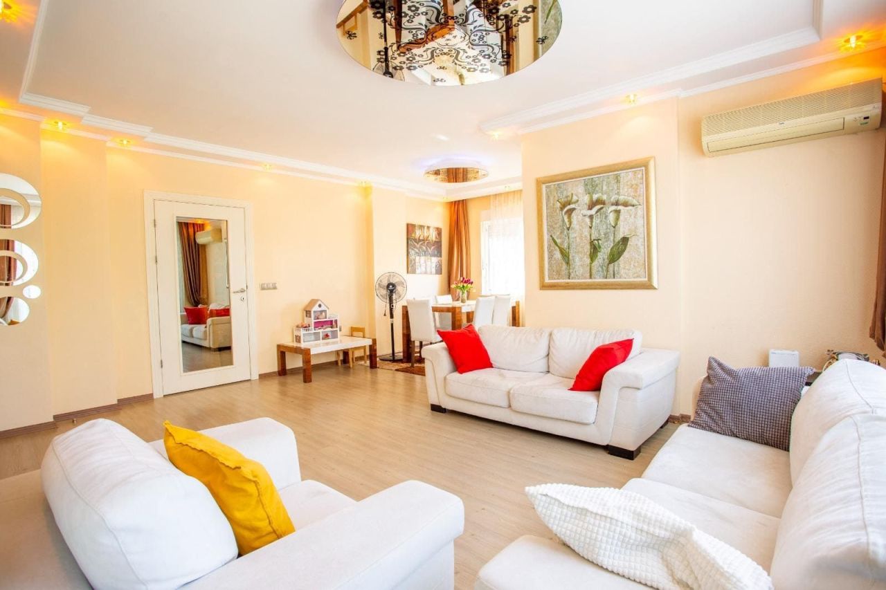Appartement à Antalya, Turquie, 135 m2 - image 1