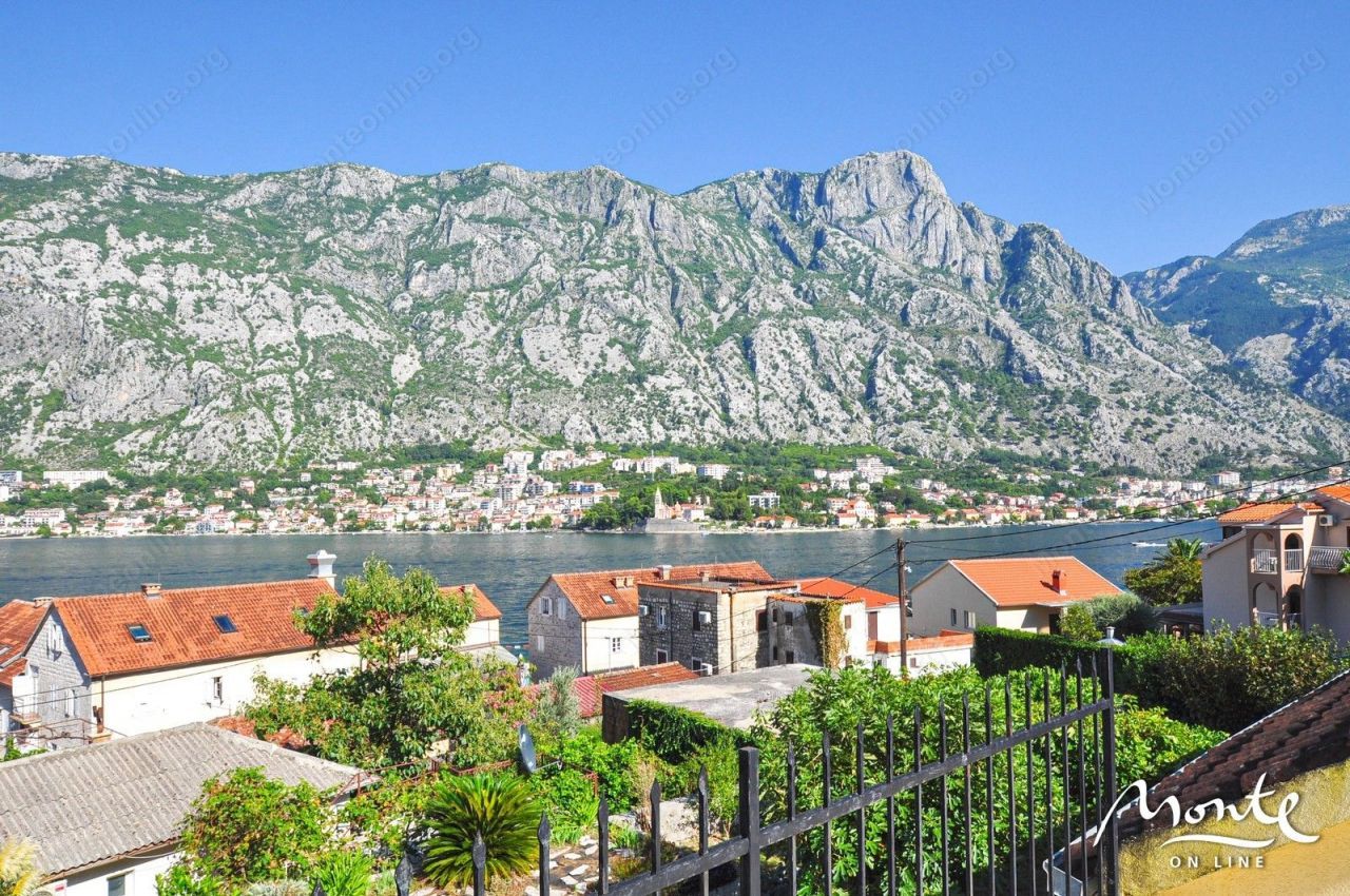 Casa en Kotor, Montenegro, 100 m2 - imagen 1