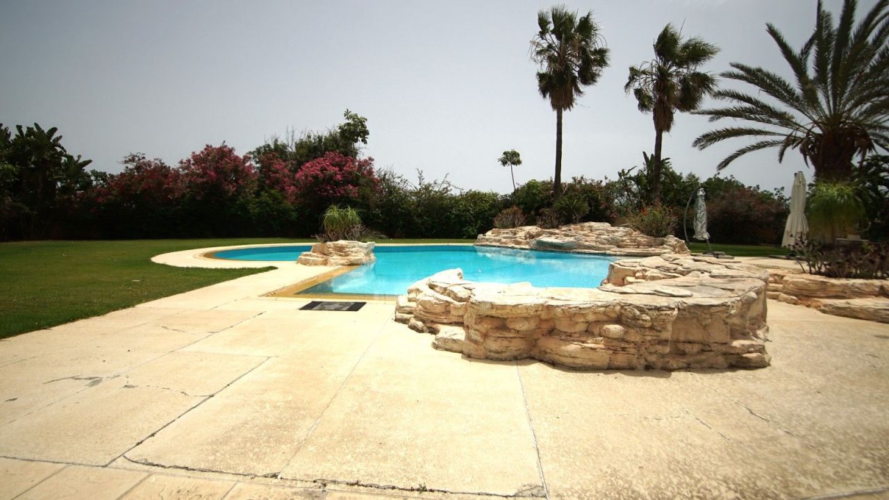 Villa in Limassol, Zypern, 630 m2 - Foto 1