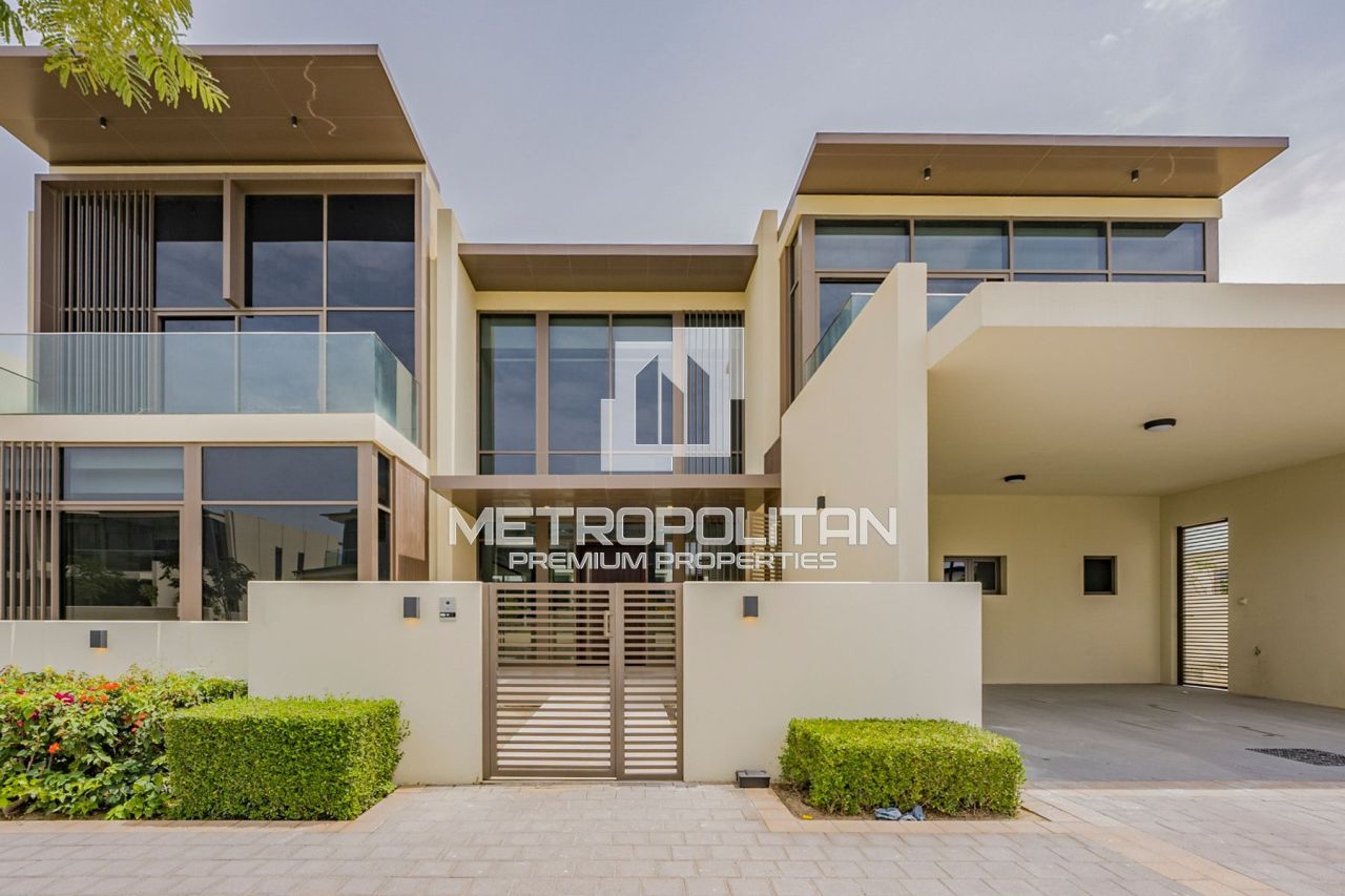Villa en Dubái, EAU, 791 m2 - imagen 1
