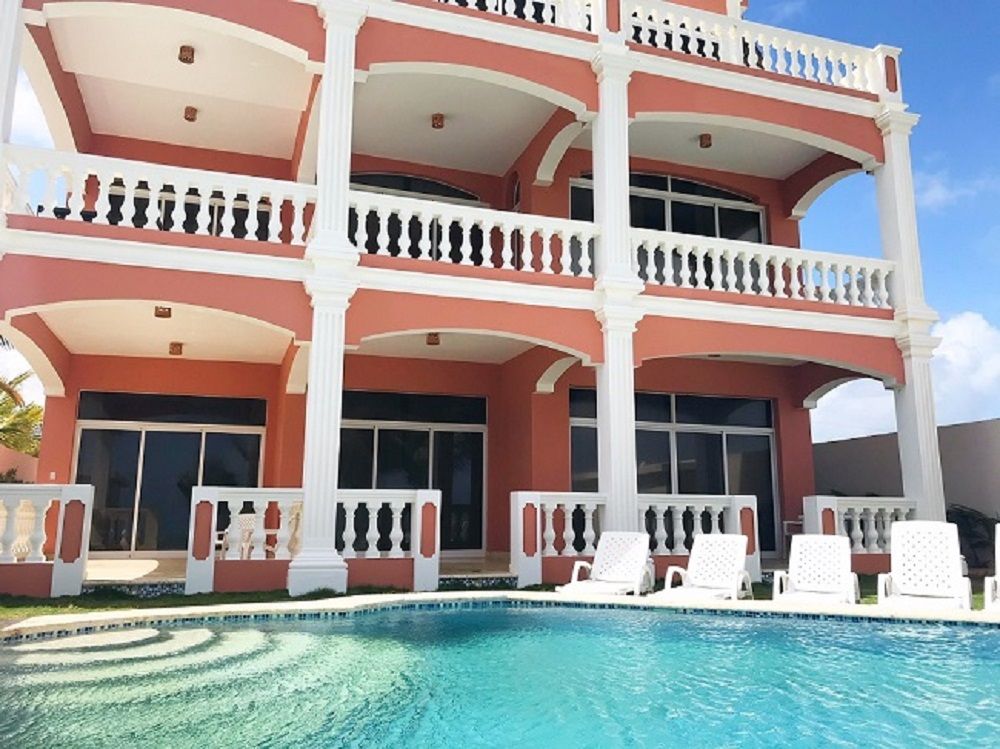 Villa in Cabarete, Dominikanische Republik, 800 m2 - Foto 1