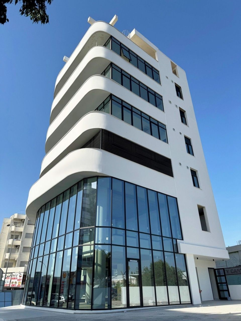 Office in Limassol, Cyprus, 347 sq.m - picture 1