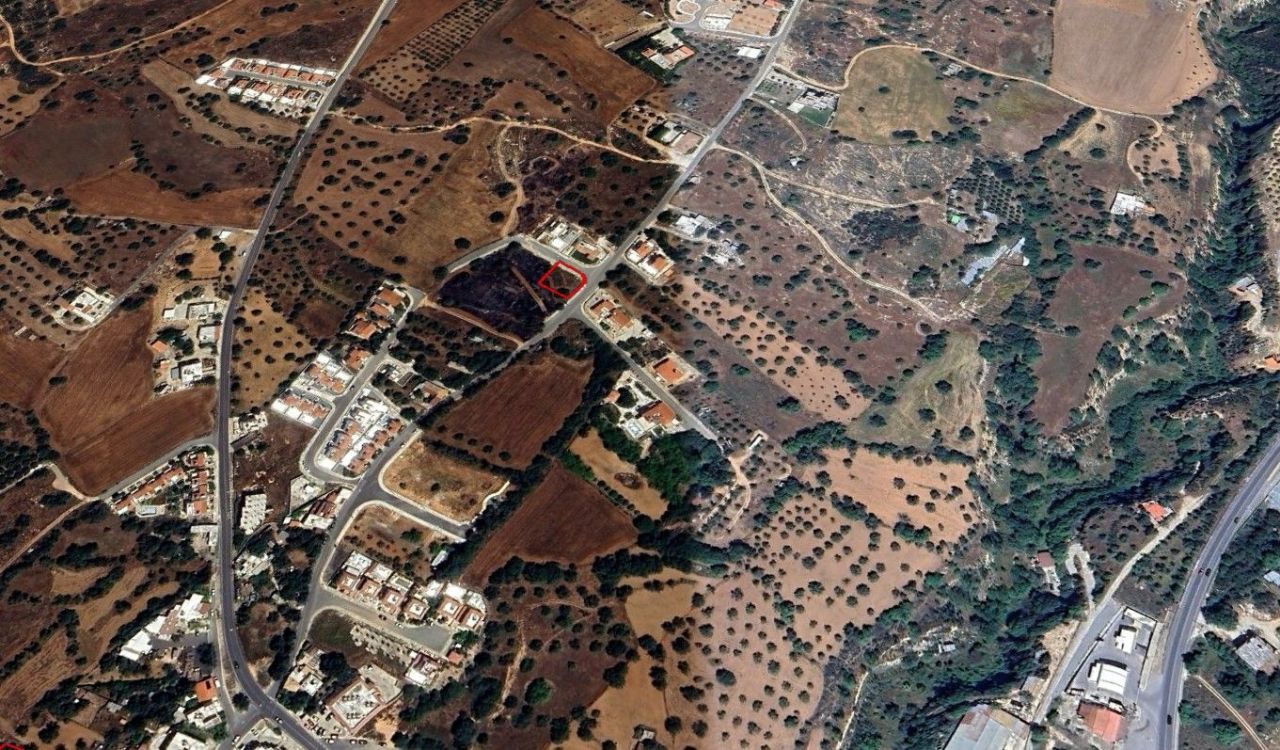 Terrain à Paphos, Chypre, 655 m2 - image 1