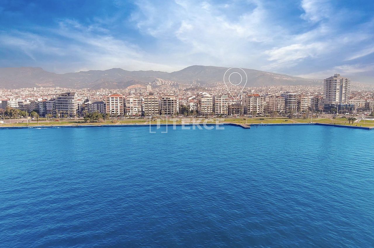 Appartement Karşıyaka, Turquie, 243 m2 - image 1
