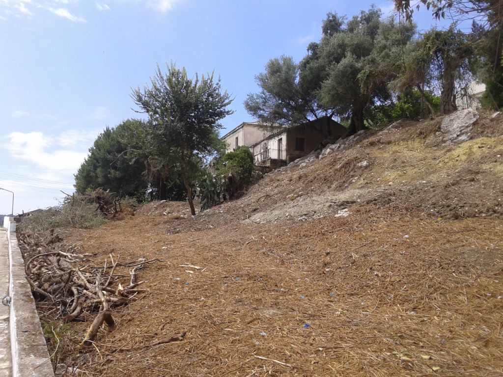 Land in Corfu, Greece, 2 250 sq.m - picture 1