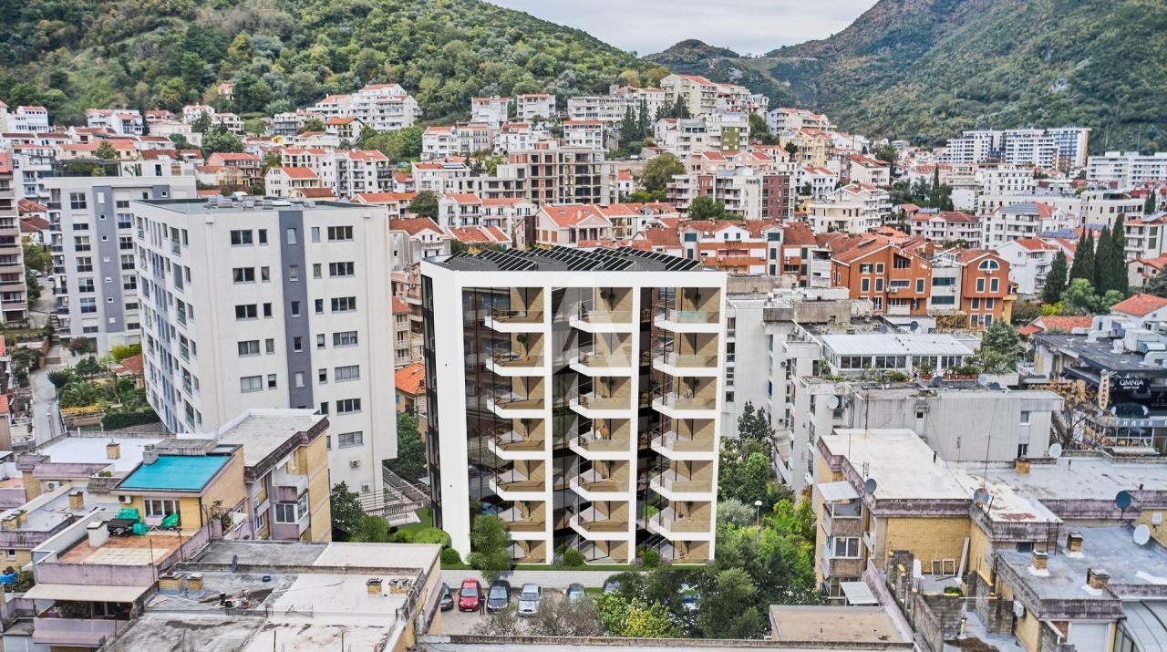 Apartment in Budva, Montenegro, 47 sq.m - picture 1